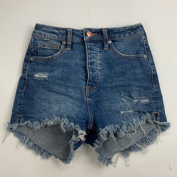 We the Free Denim Jean Shorts Size 25 Free People Distressed Raw Hem pockets - Picture 1 of 14